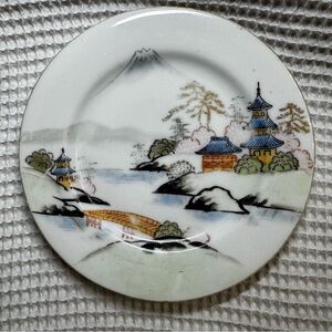 Vintage Kutani China Hand Painted Japanese Plate Mt Fuji Pagoda